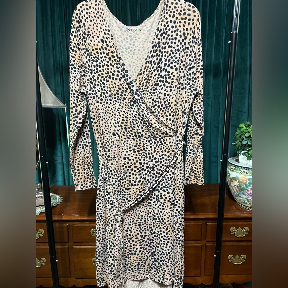 Ava & Viv Tan and Black Animal Print Long Sleeve Dress